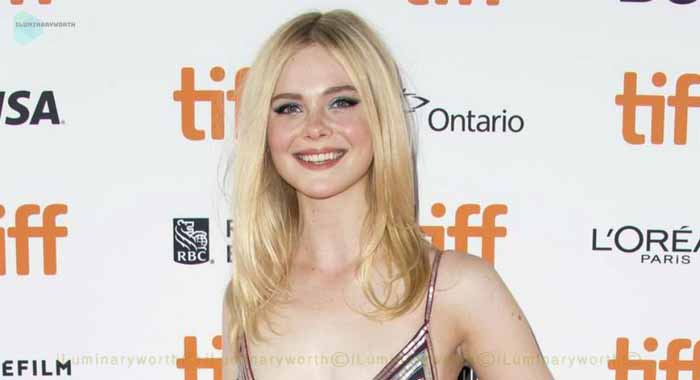 Elle Fanning Net Worth – Earning From Modeling and Movies