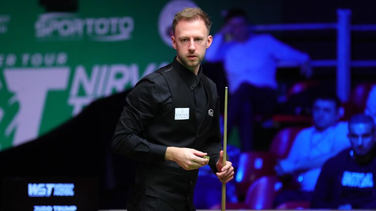 Judd Trump Bounces Back to Form to Land 100k